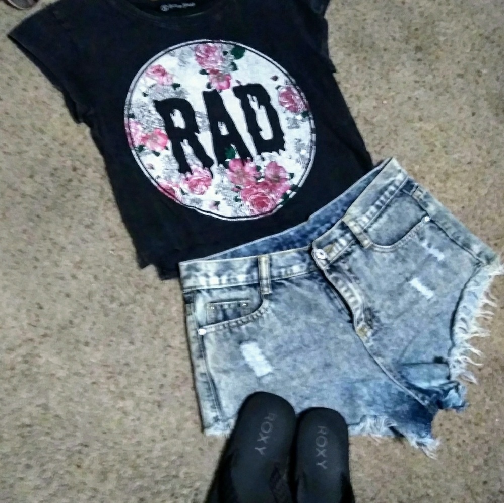 Floral Graphic Tee